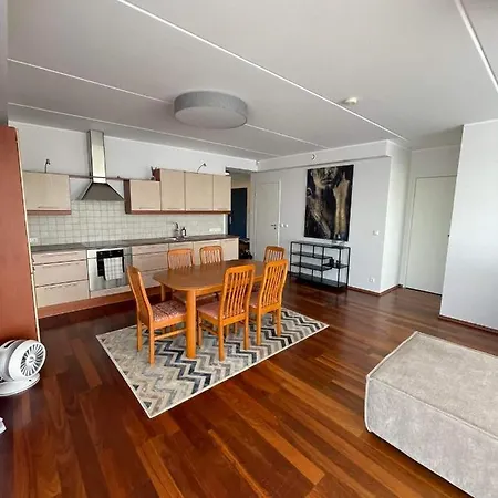 Ringi 37 Riverview *