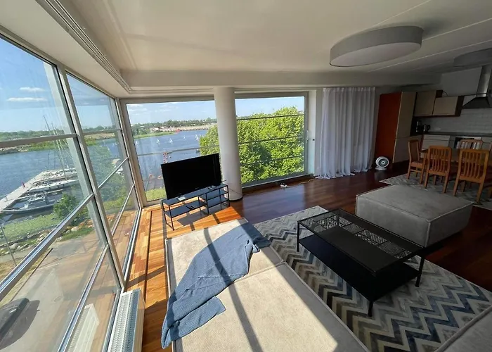 Ringi 37 Riverview Apartment *